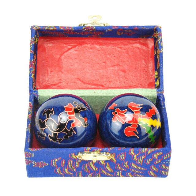 Introducing the Rolling Baoding Ball Yin Yang Set – your path to relaxation, therapy, and holistic wellness. This set of two intricately crafted balls offers a unique fusion of traditional Chinese health practices and modern well-being techniques.