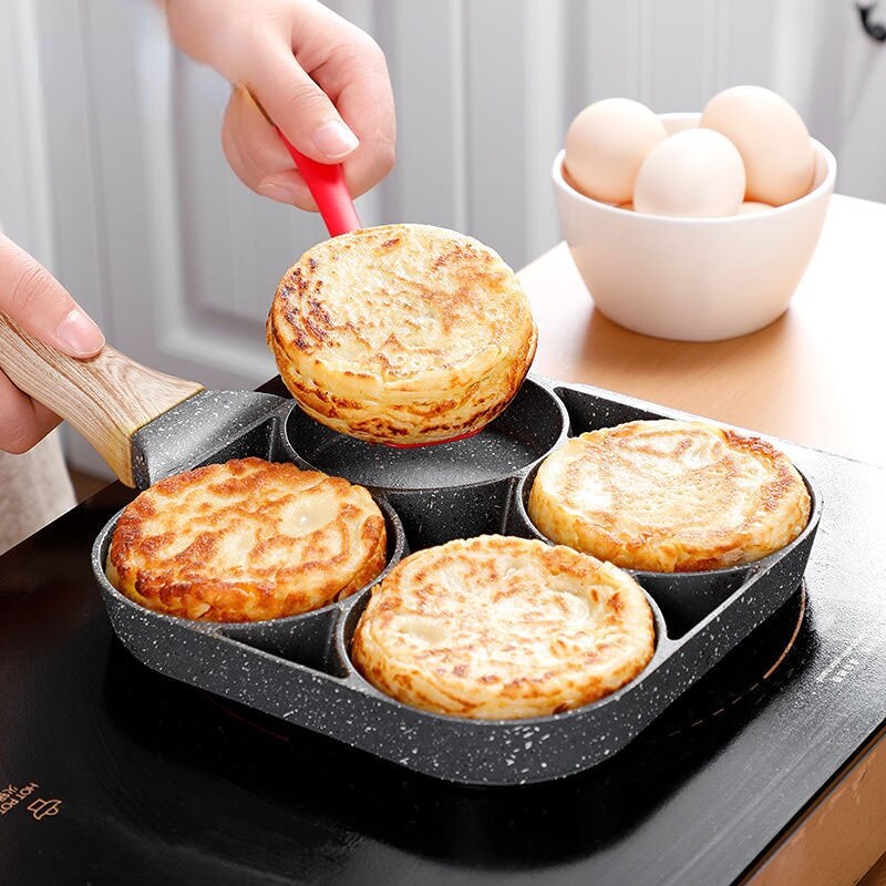 Four-hole Omelette Pan